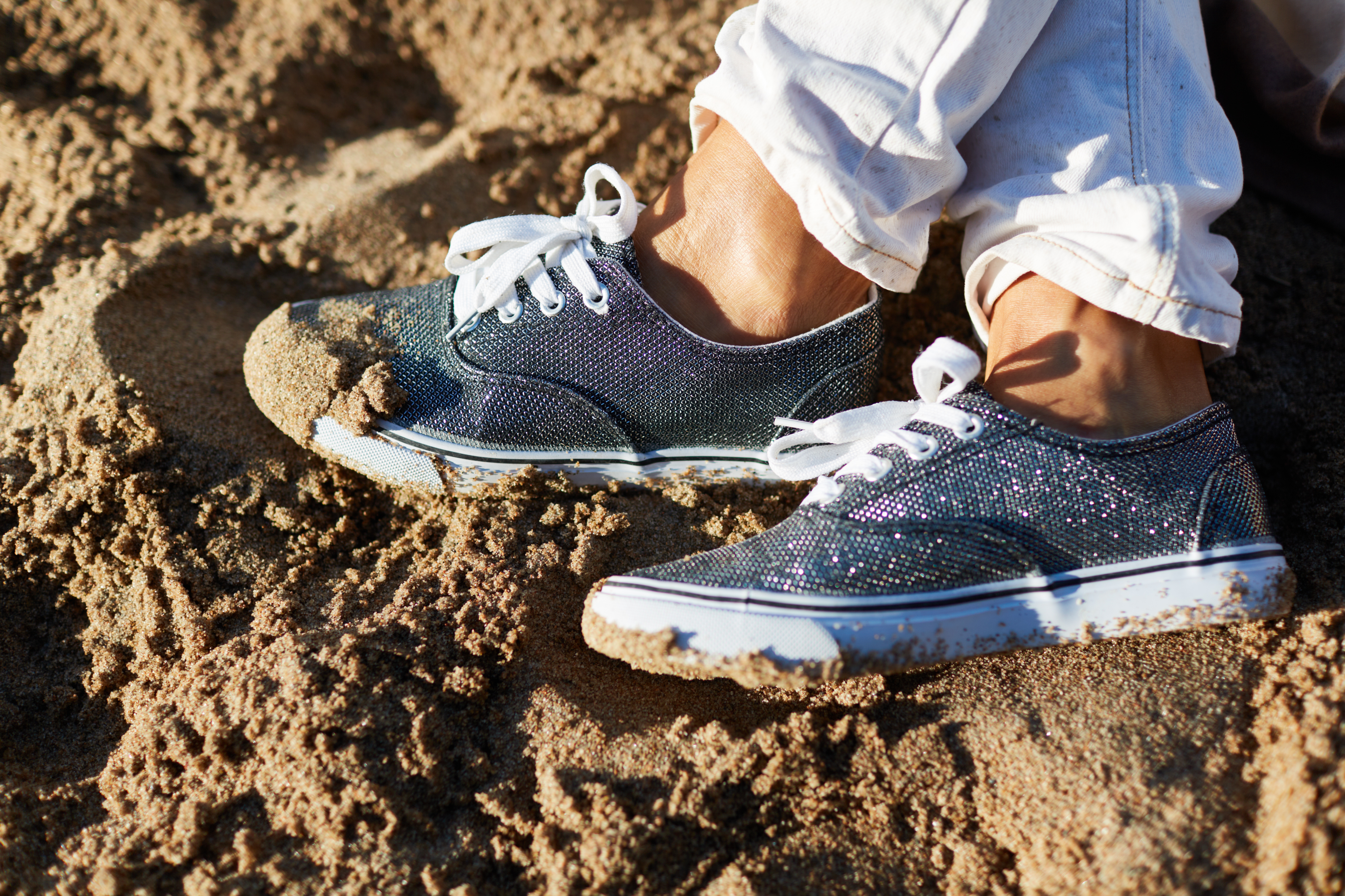 Как убрать запах пота из обуви